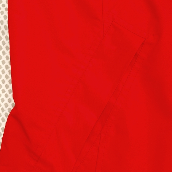 Waterproof red jacket - Picture 2 of 6